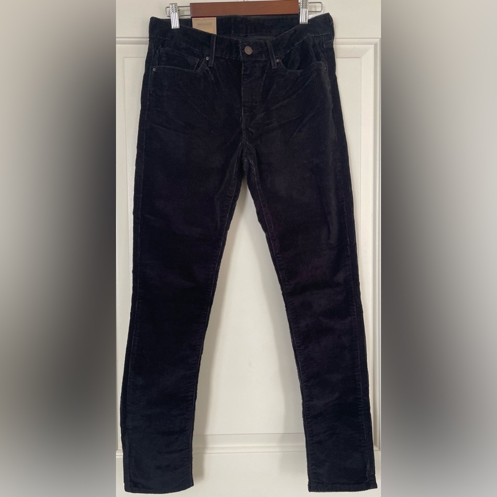 Levi's Women's Black Corduroy Straight/Skinny Leg Jeans